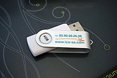 Печать логотипа на USB-флешках
